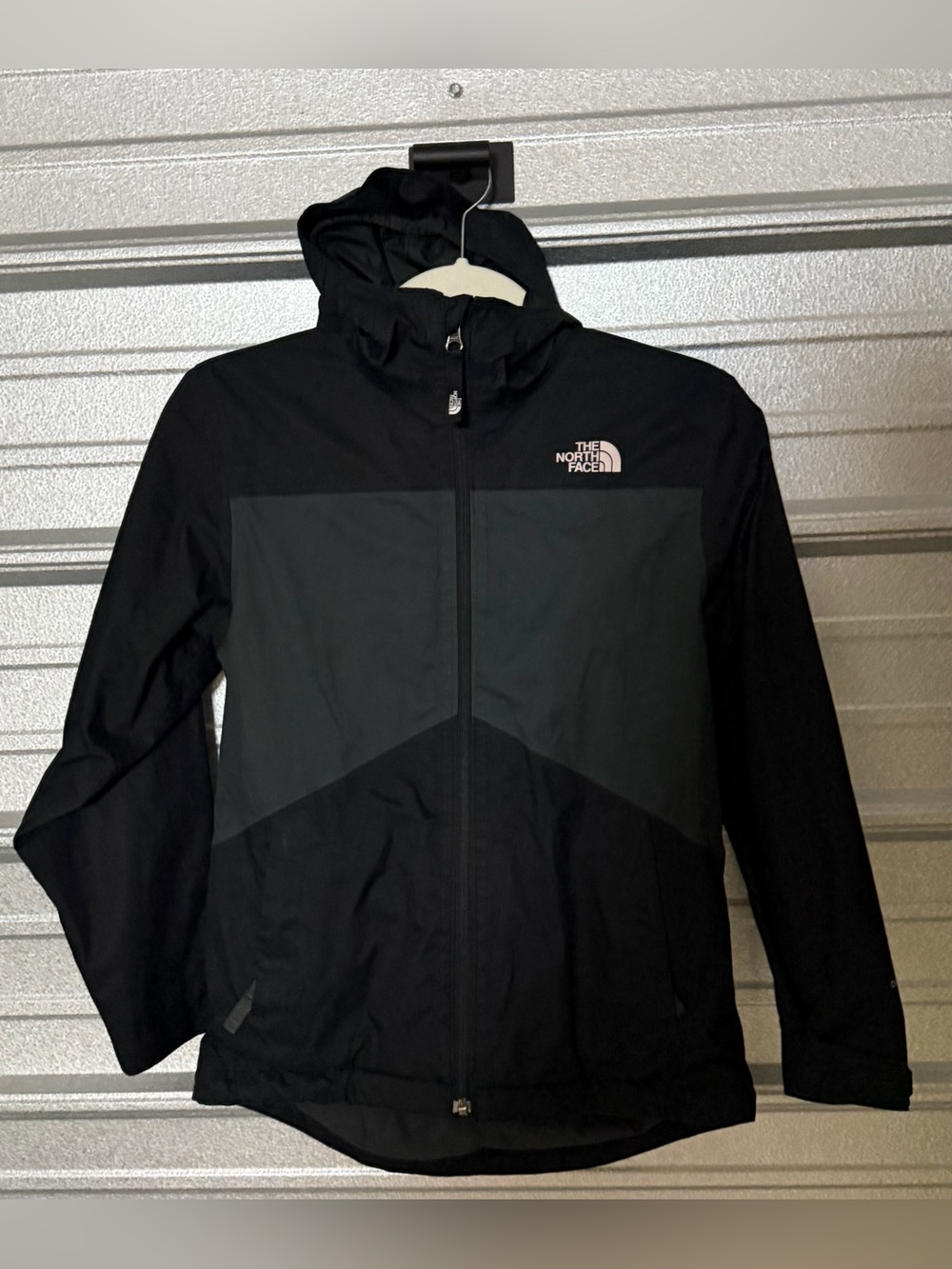North Face kids jacket boys M 10/12